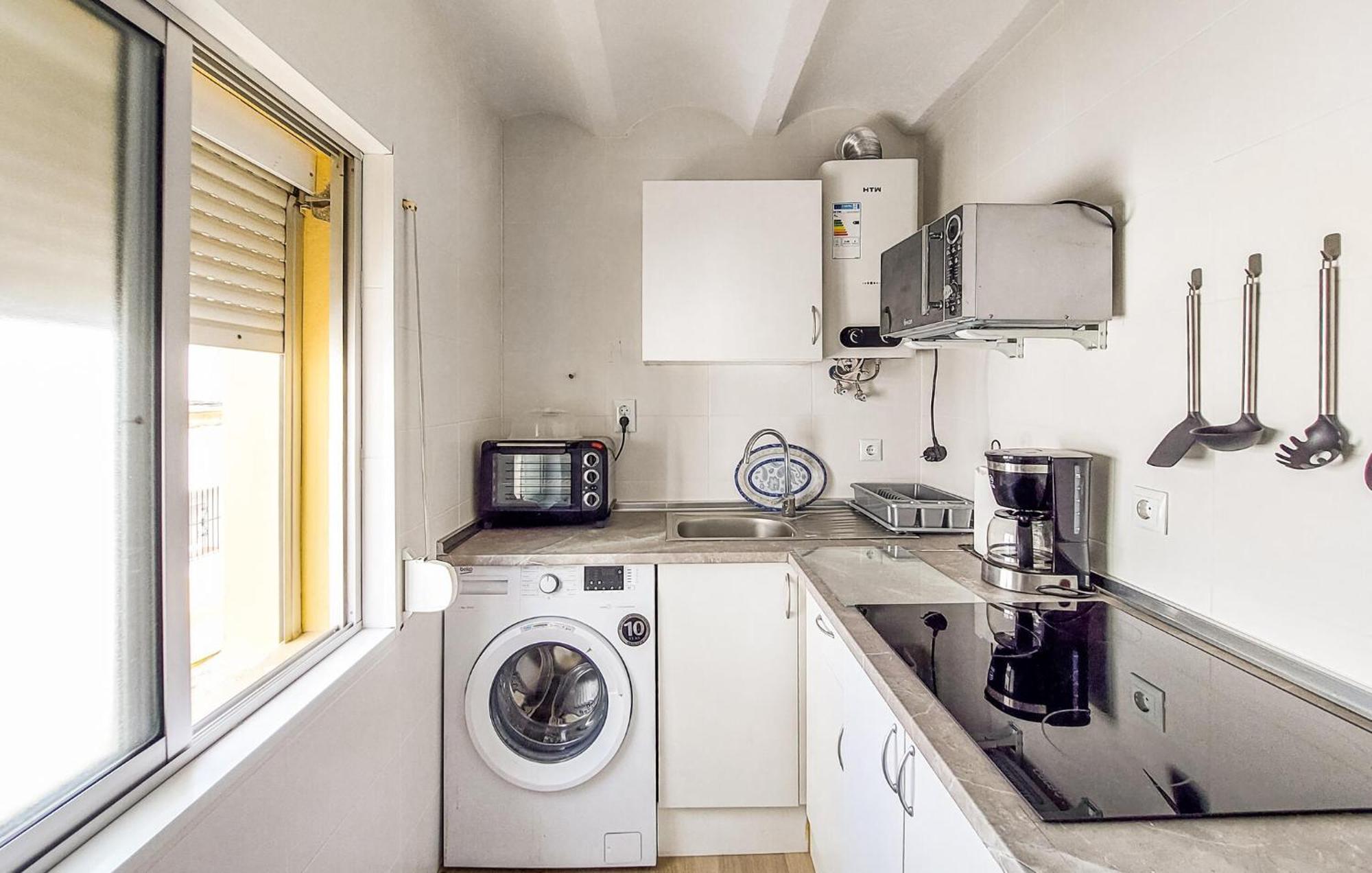 Apartment 2 Bedroom In *