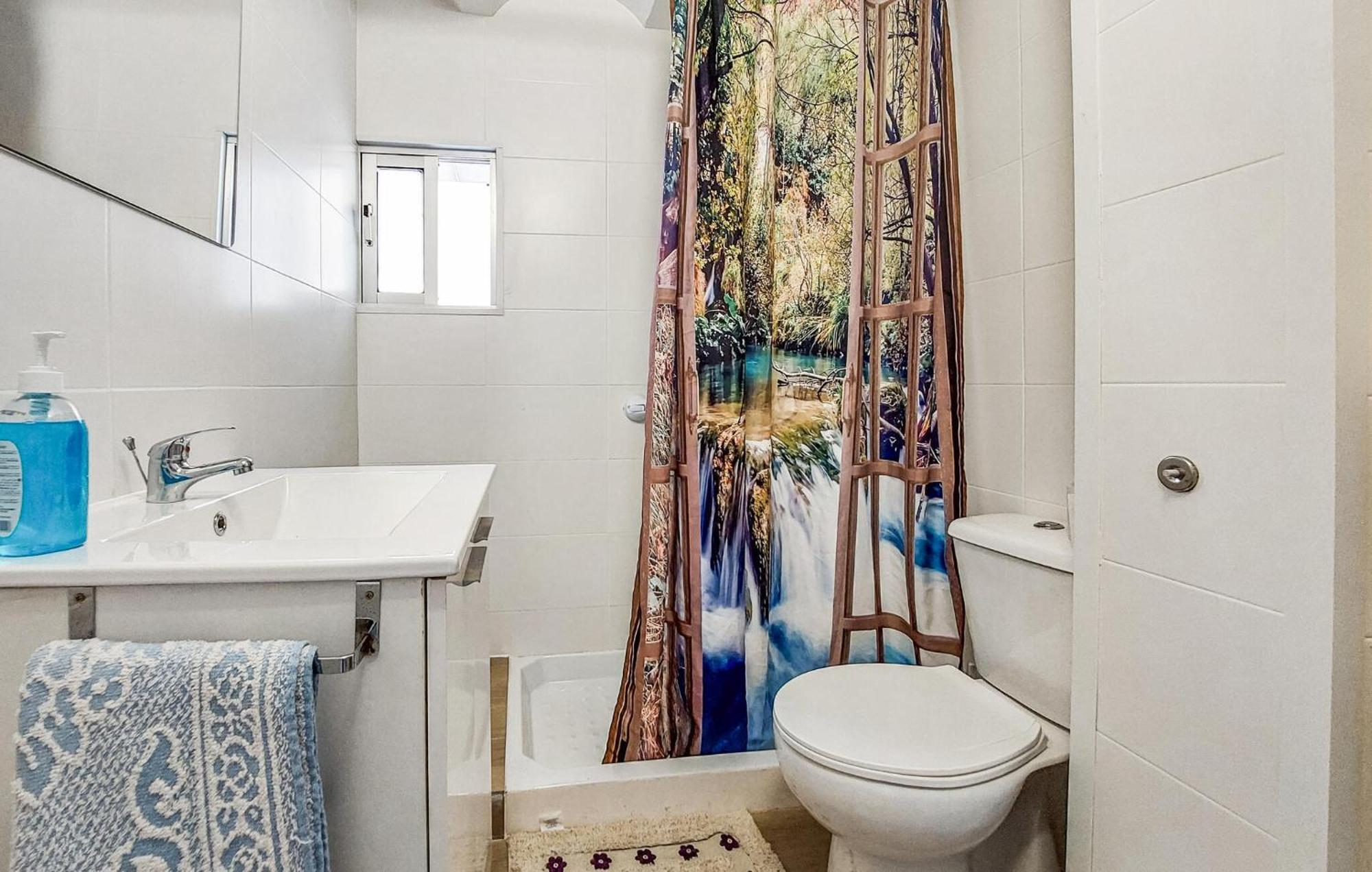 2 Bedroom In Apartment